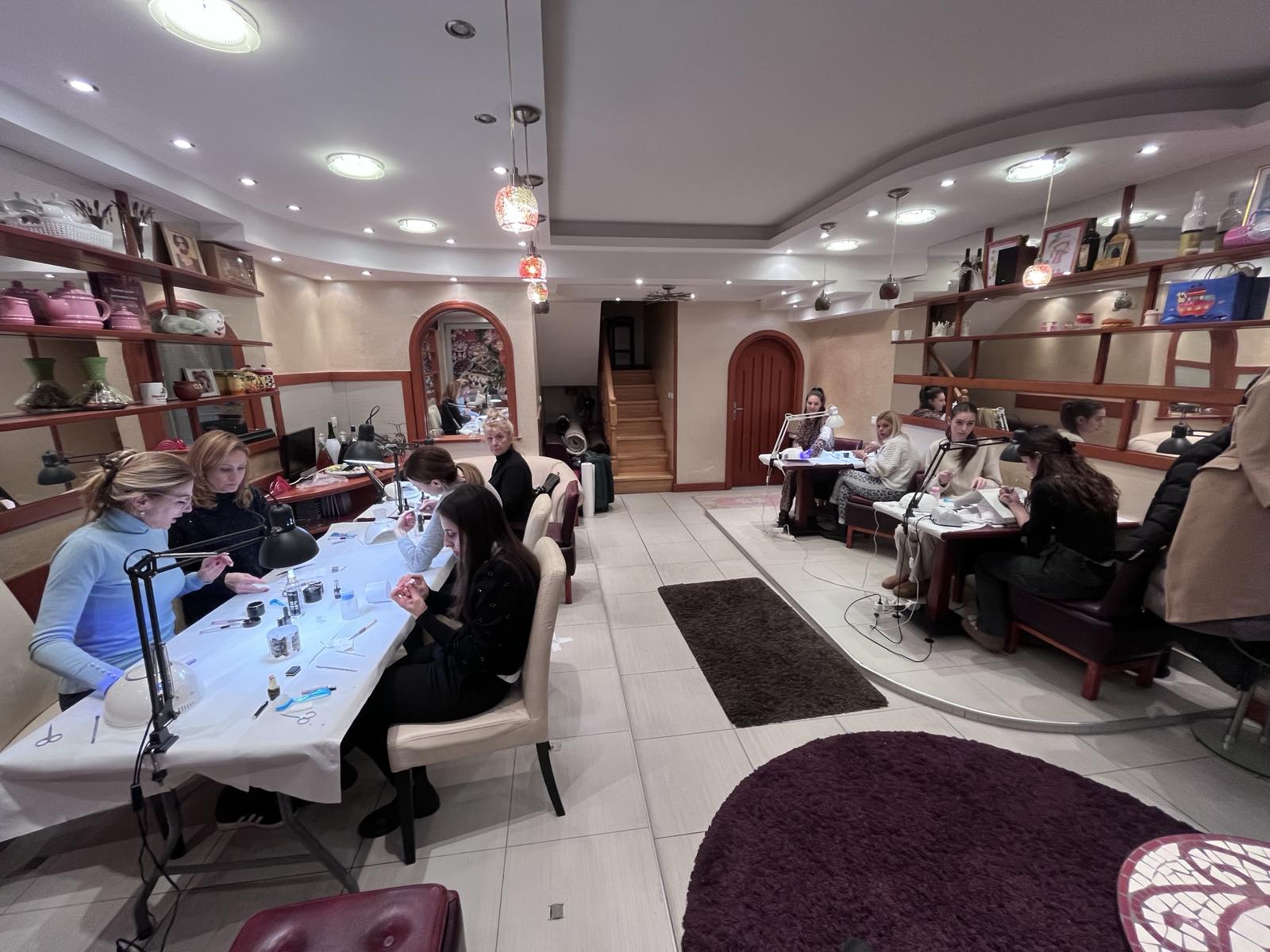 Kurs za nokte uživo