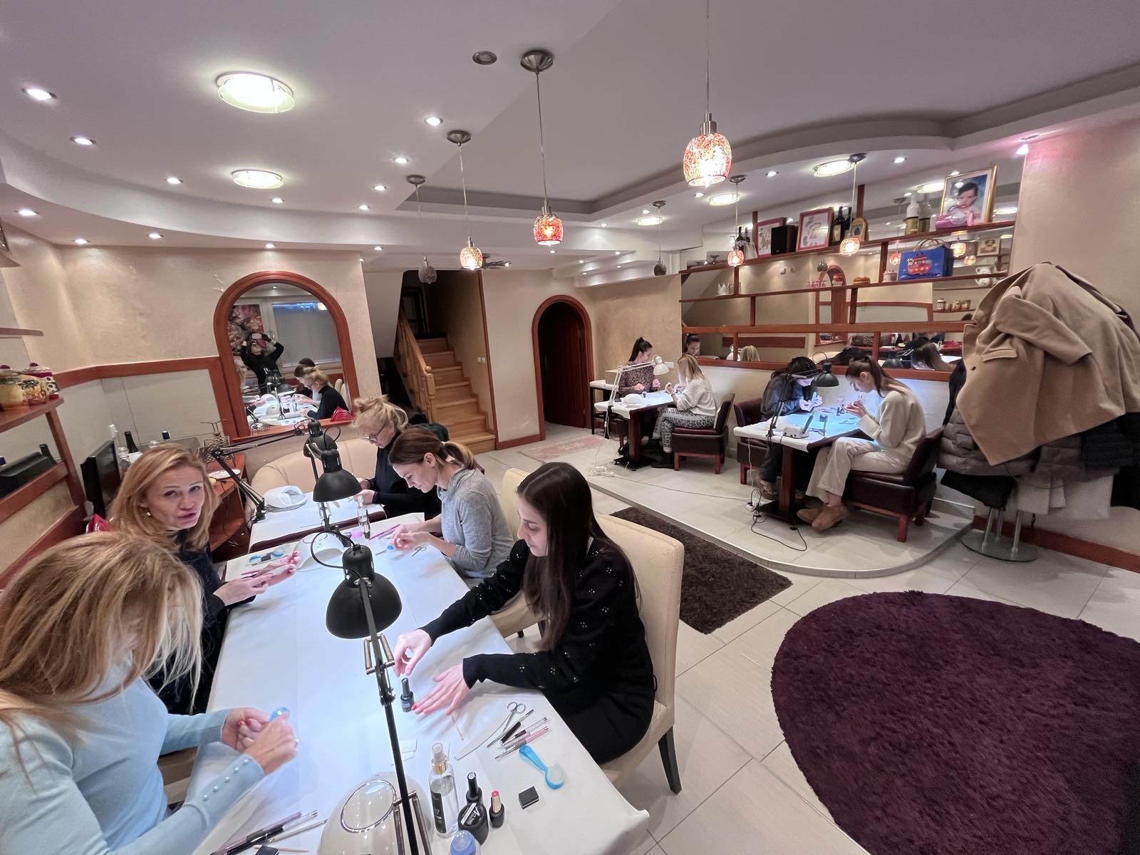 Kurs za nokte uživo