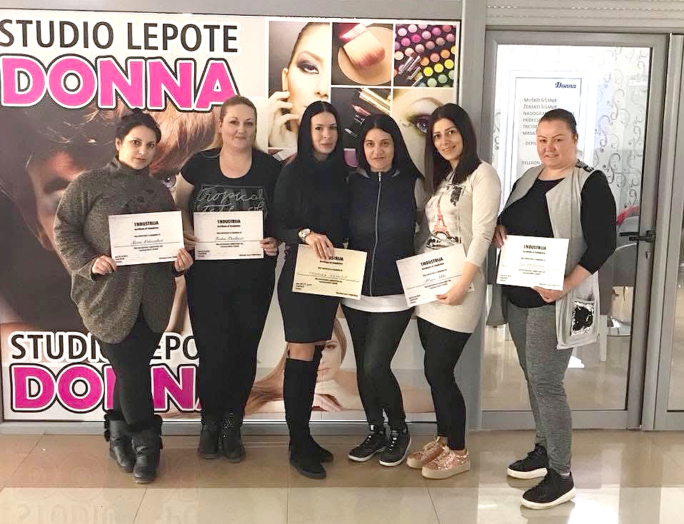 Obuka za nokte uživo